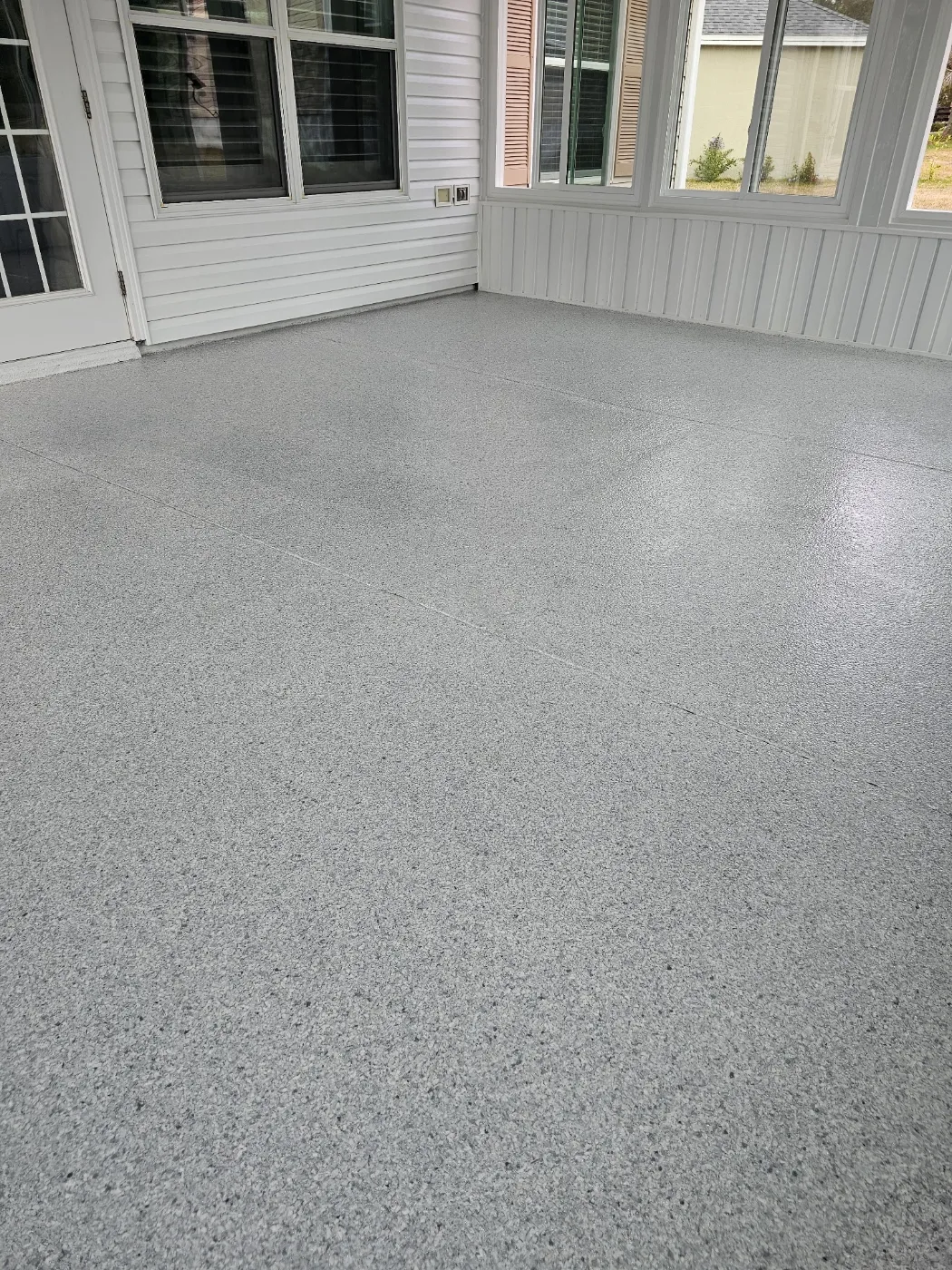 Screened Lanai Flake Floor Coating by Elite Epoxy Surfaces, Central Florida